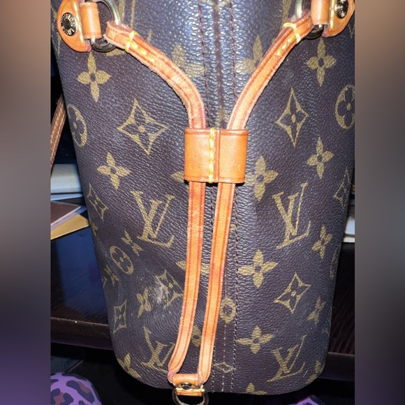 Authentic LV PM neverfull - Picture 6 of 12